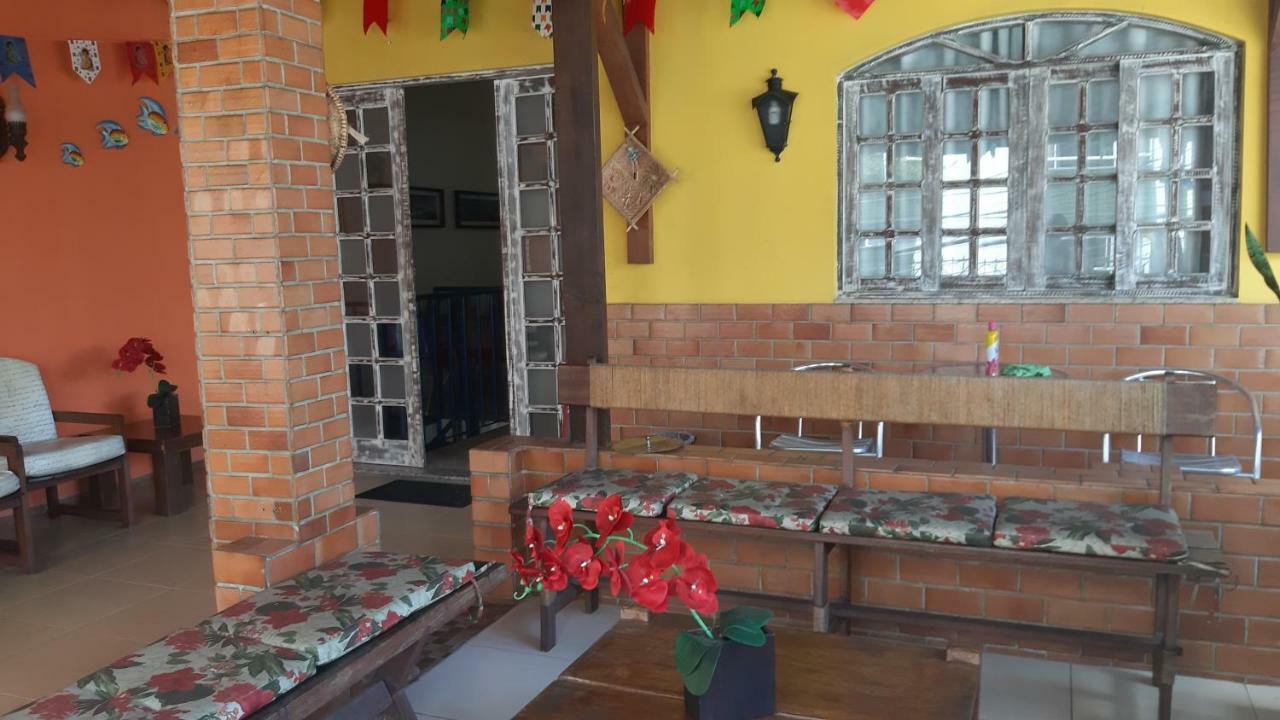 Hostal Piratas Do Sol